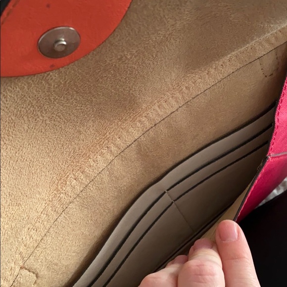 Authentic Guess Purse - Picture 6 of 9